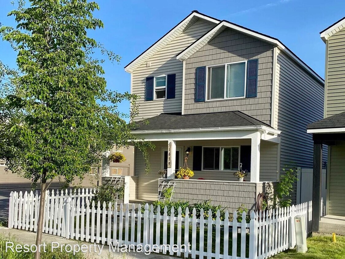 Primary Photo - 3 br, 1.5 bath House - 1639 Zoey Crt