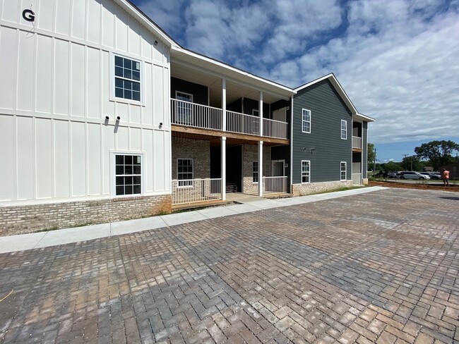 Building Photo - 1703 Patrick Way