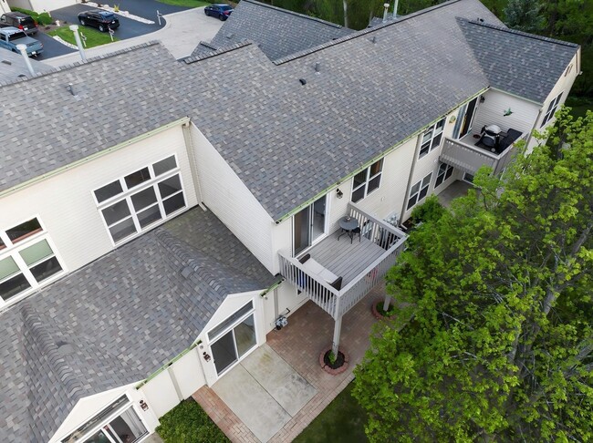 Building Photo - 39762 N Tee Side Ct