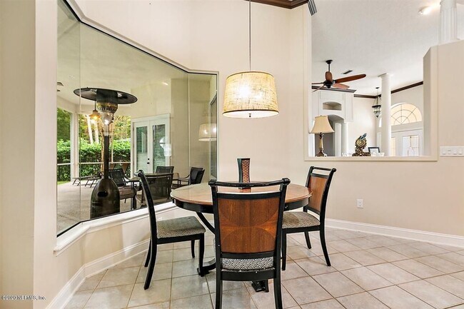 Foto del edificio - 128 Mill Cove Ln