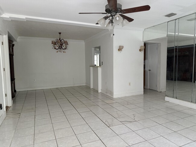 Building Photo - 1125 NW 144th St