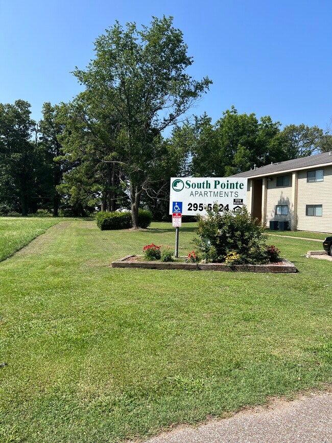 Foto del edificio - South Pointe Apartments