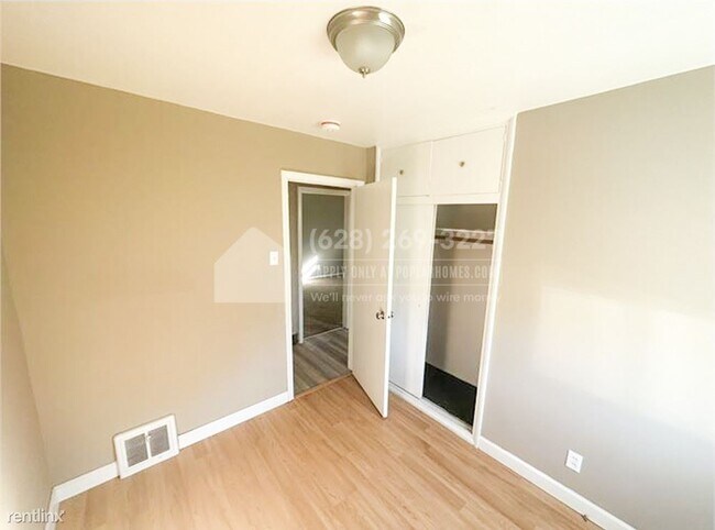 Building Photo - 3 br, 1 bath House - 9770 Scottdale Dr -