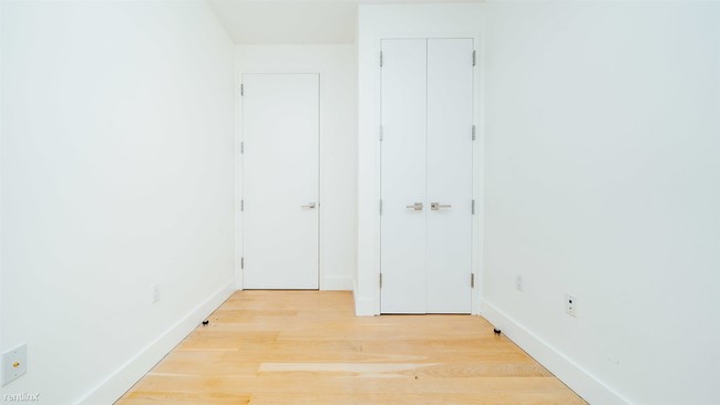 Building Photo - 137 Bayard St