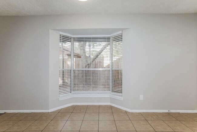 Foto del edificio - 4510 Tylergate Dr