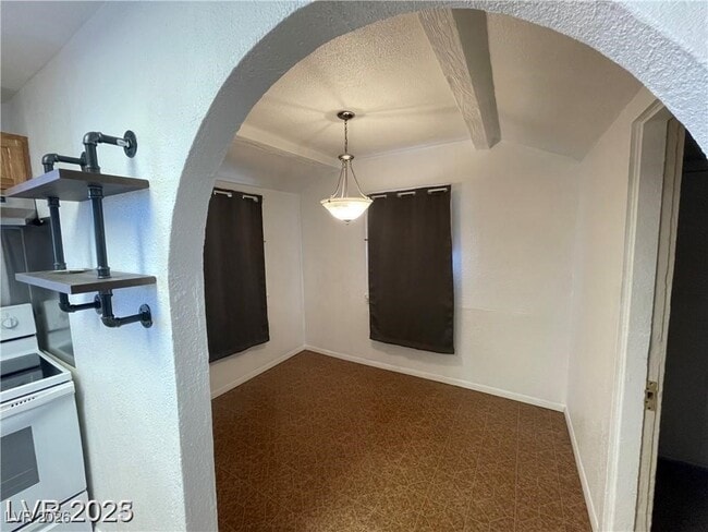 Building Photo - 668 Avenue F