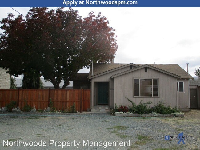 Building Photo - 1 br, 1 bath House - 1953 Redwood Ave