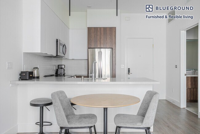 Foto del edificio - 760 Serrano Ave