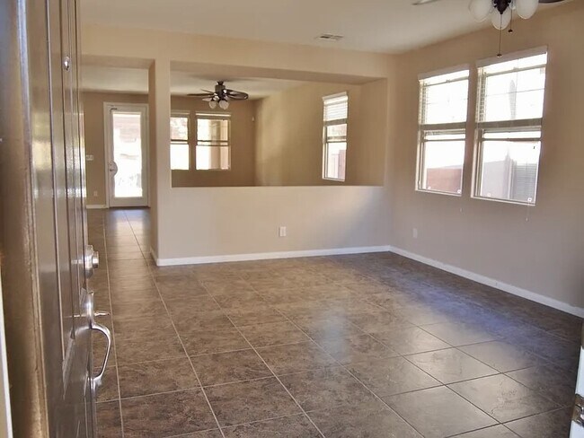 Building Photo - 10460 Ashlar Point Way
