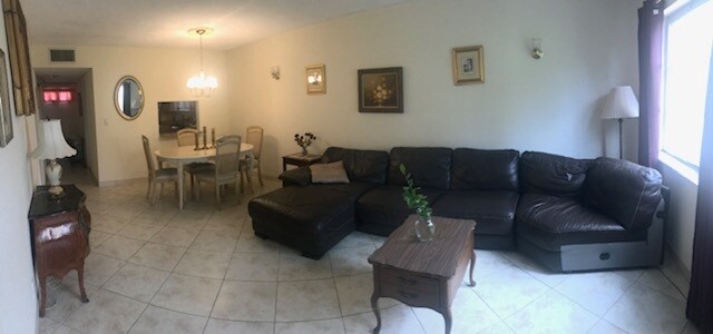 Foto del edificio - 400 NE 20th St