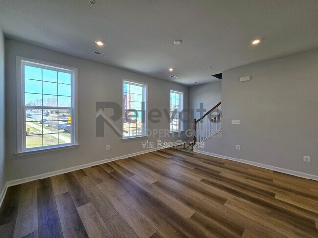 Foto del edificio - 13201 Garland Ln