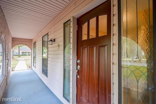 Building Photo - 4 br, 3 bath House - 6202 Fawnwood Drive
