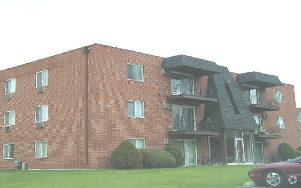 Primary Photo - 12810 Hill Dr