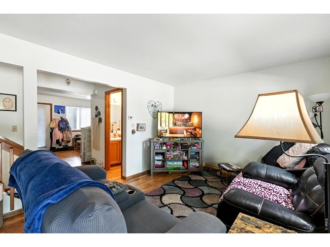 Building Photo - 2124 3rd St SW