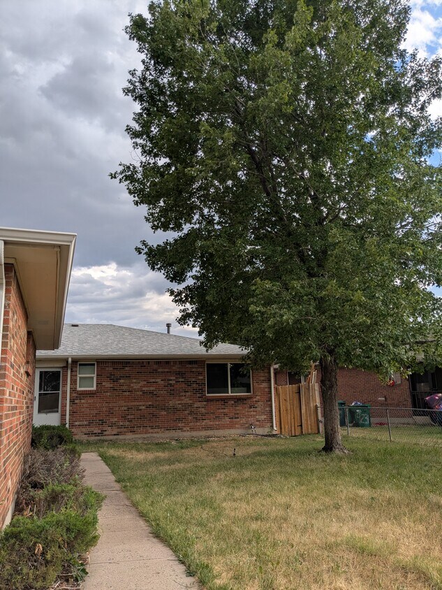 Foto principal - 14244 E 22nd Pl
