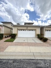 Building Photo - 13220 Fountainbleau Dr
