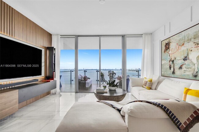 Foto del edificio - 700 NE 26th Terrace