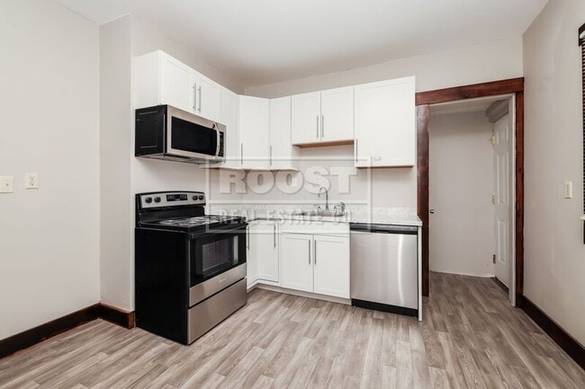 Foto del edificio - 363 E Cecil St