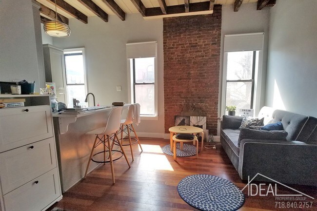 Foto del edificio - 480 11th St