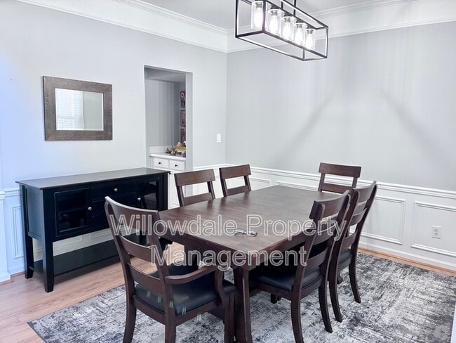 Building Photo - 103 Sherwood Forest Pl