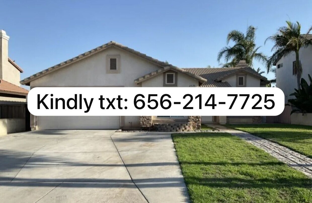 Foto principal - 2530 W Dawnview Dr