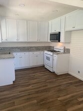 Building Photo - 16018 Schendel Ave