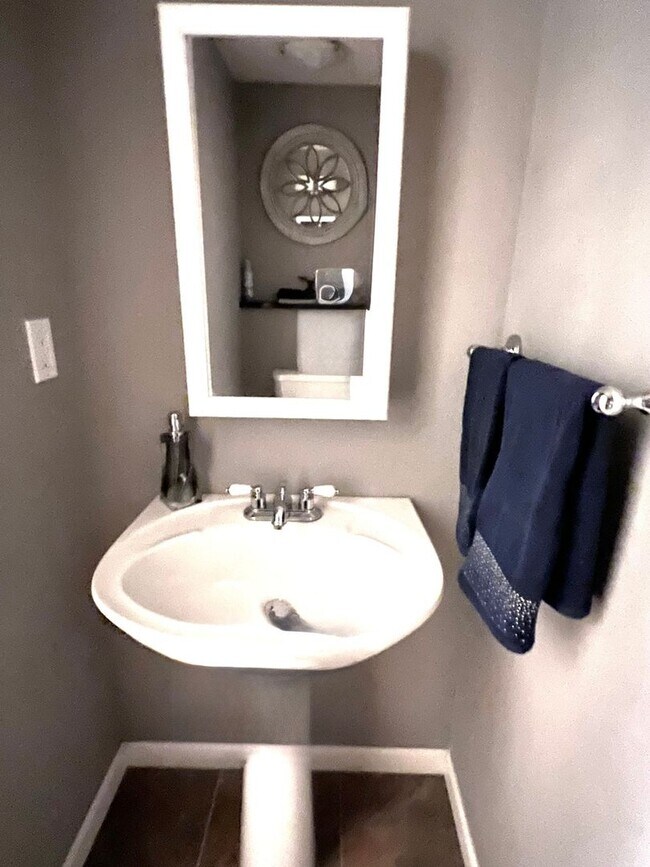 Foto del edificio - 4557 Tanglewood Trail