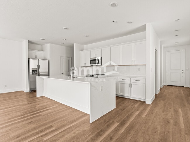 Foto del edificio - 5872 Fly Fisher St