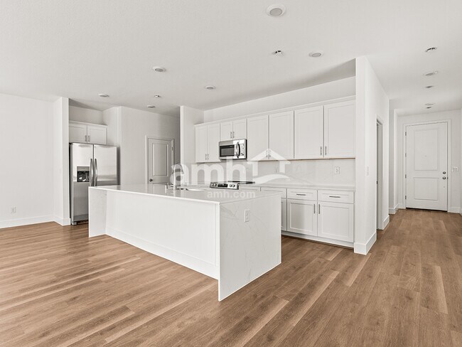 Foto del edificio - 5896 Fly Fisher St