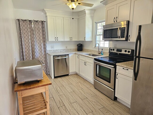 Foto del edificio - Nice 3 bed 1 bath home located in Marietta minutes from I-75