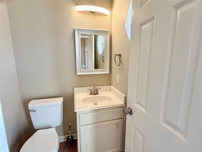 Building Photo - 170 Riley Cove