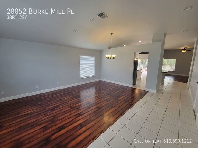 Foto del edificio - Spacious Wesley Chapel Home