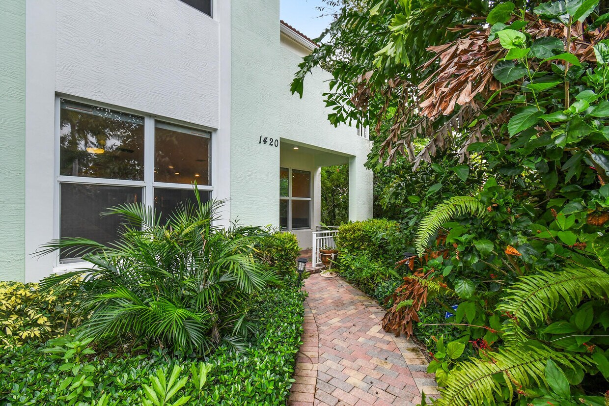 Foto principal - 1420 NW 49th Ln