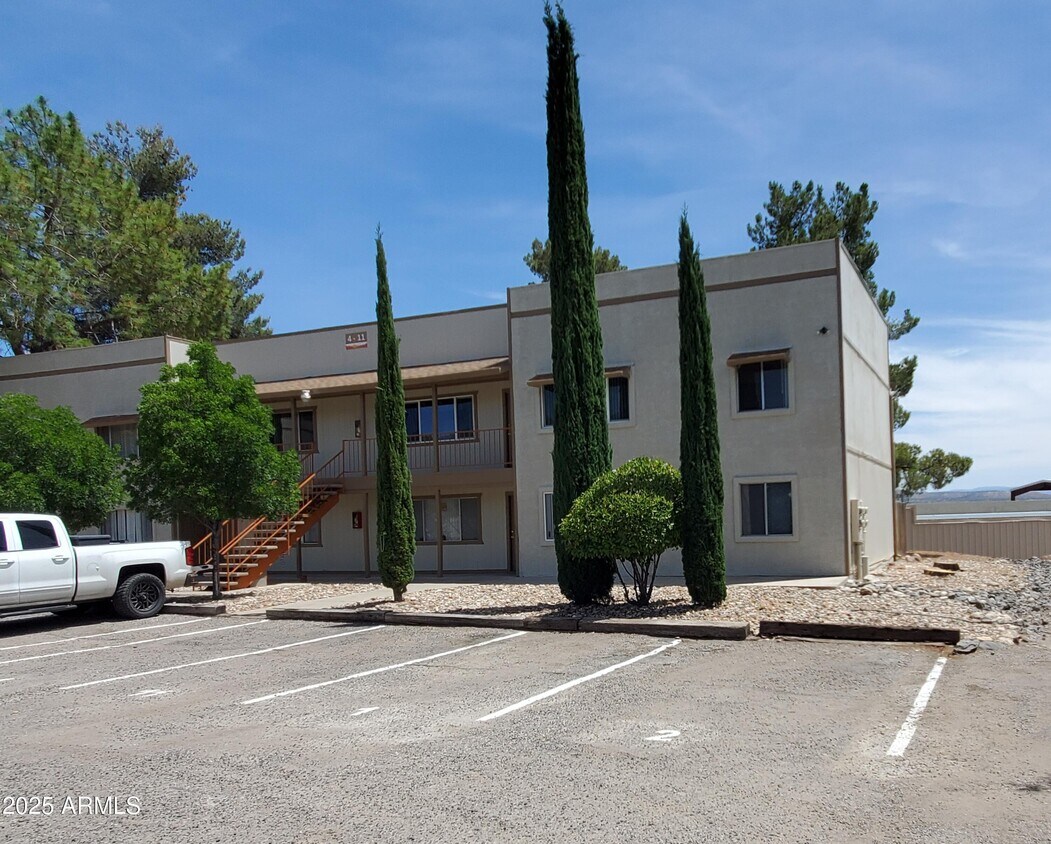 Foto principal - 1200 Lanny Ave