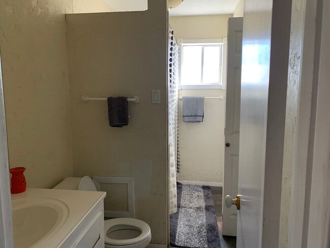 Foto del edificio - 9155 Doty St