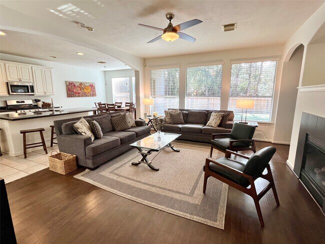 Foto del edificio - 2 Stone Arrow Pl