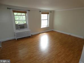 Building Photo - 216 Farnsworth Ave