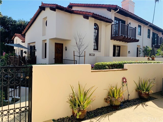 Foto del edificio - 422 E Bougainvillea Ln