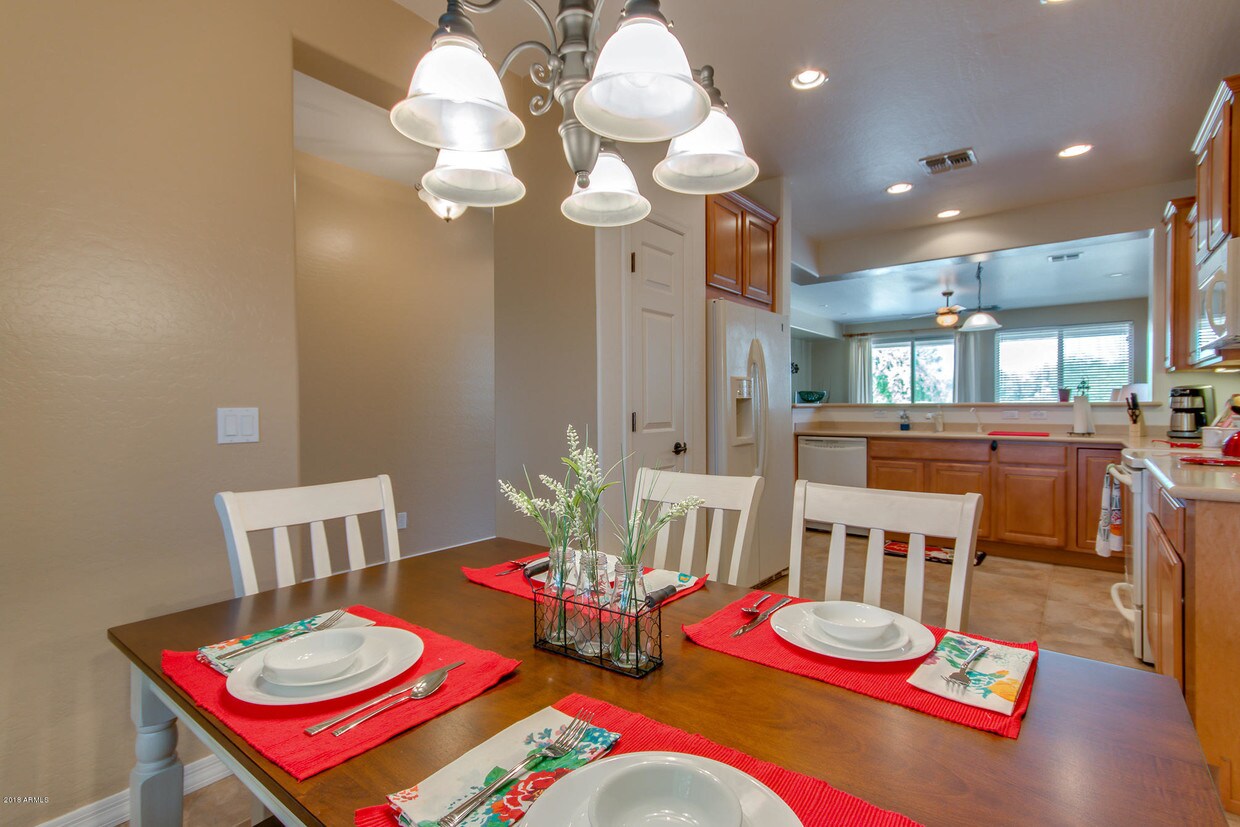 Foto principal - 32236 Echo Canyon Rd