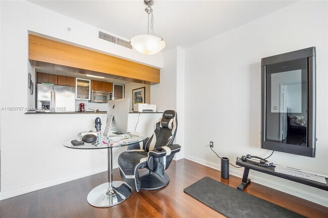 Foto del edificio - 1800 N Bayshore Dr