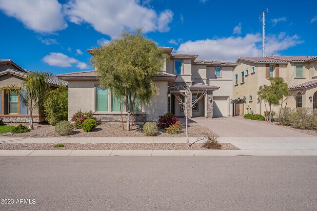 Building Photo - 20948 E Raven Dr