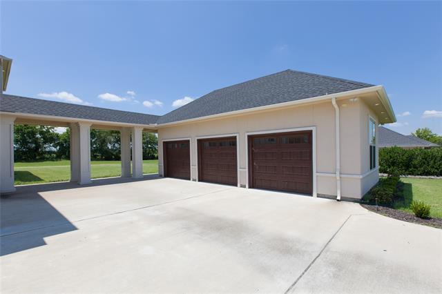 Foto del edificio - 4434 Lake Breeze Dr