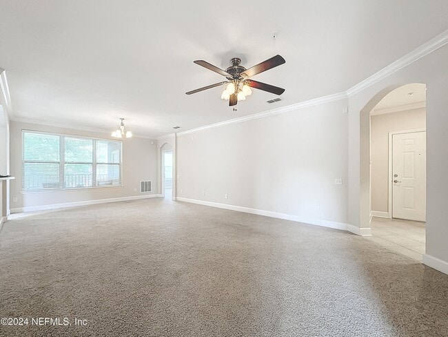 Foto del edificio - 4480 Deerwood Lake Pkwy