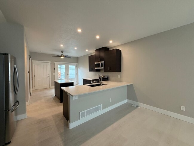 Building Photo - Modern Edgewater Condo Near Sloan’s Lake