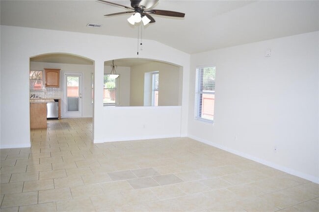 Foto del edificio - 4012 Mayfield Cave Trail