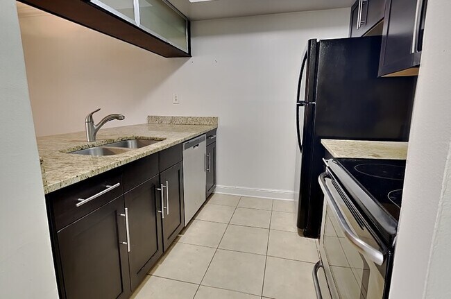 Foto del edificio - 3102 W Horatio St