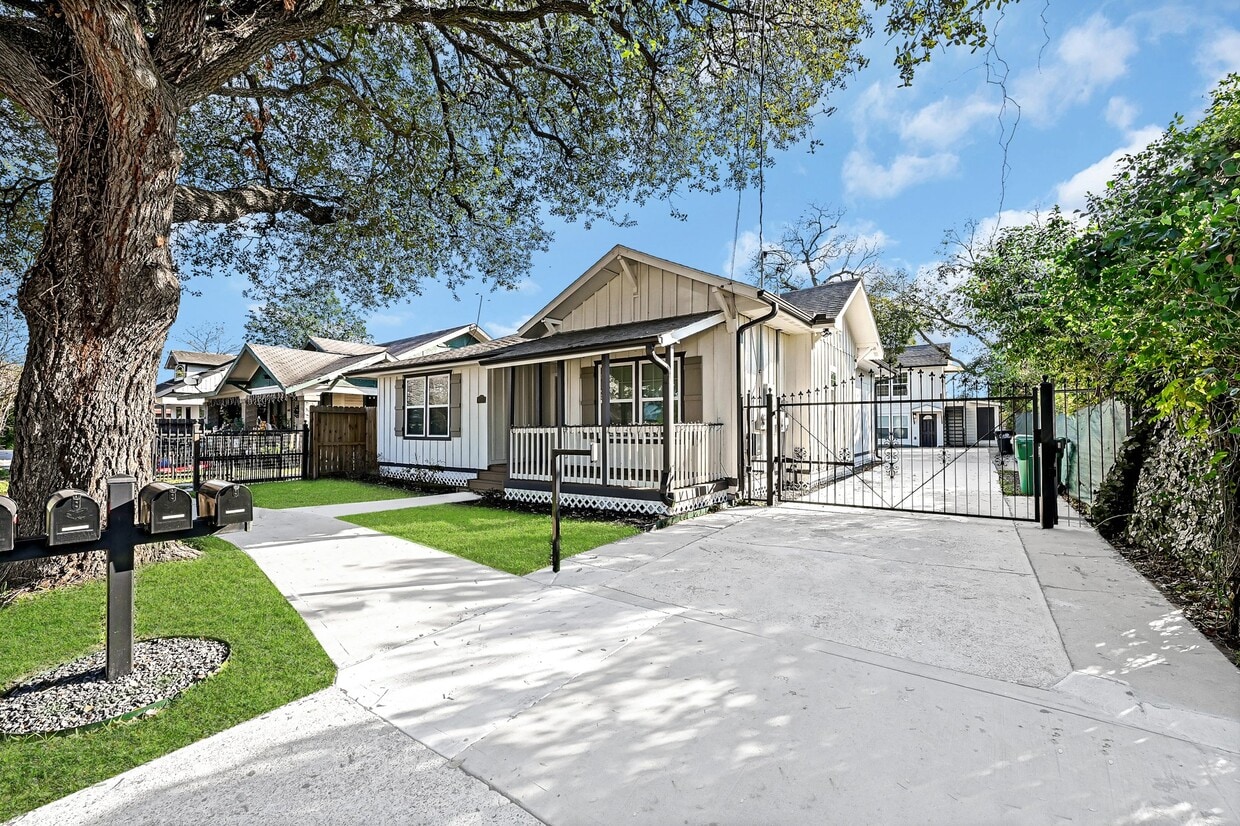 Foto principal - 311 Clifton St