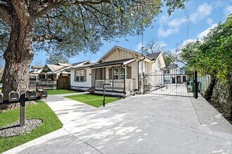 Building Photo - 311 Clifton St