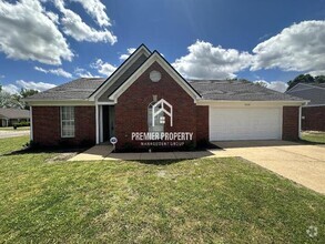 Building Photo - 10449 Curtis Dr