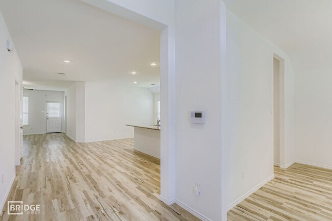 Foto del edificio - 3523 Britton Burrow Way